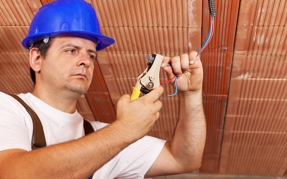 électricien urgence Élancourt